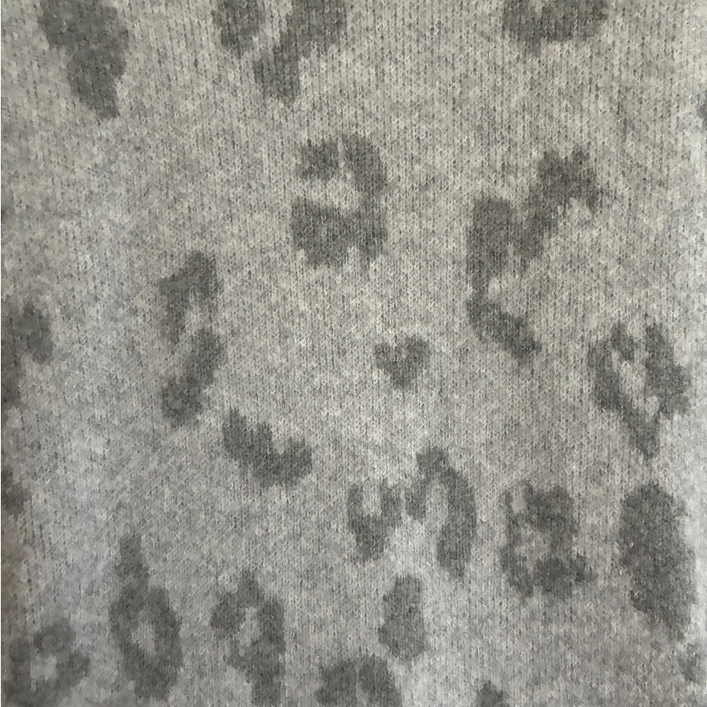 Talbots Heather Animal Print Flyway Gray Knit Cardigan Size L Petite - Picture 8 of 8